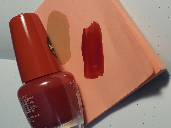 Nail polish swatch / manicure of shade L.A. Colors Vampire
