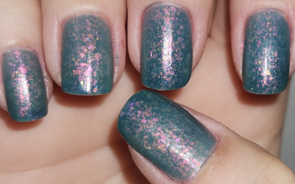 Nail polish swatch / manicure of shade Inspired Sense Oh Christmas Tree
