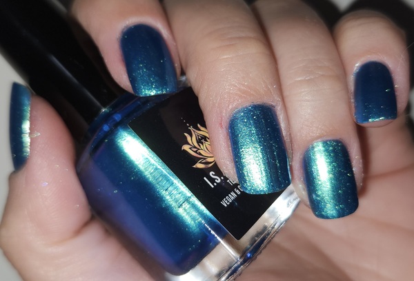 Nail polish swatch / manicure of shade Inspired Sense Serenity