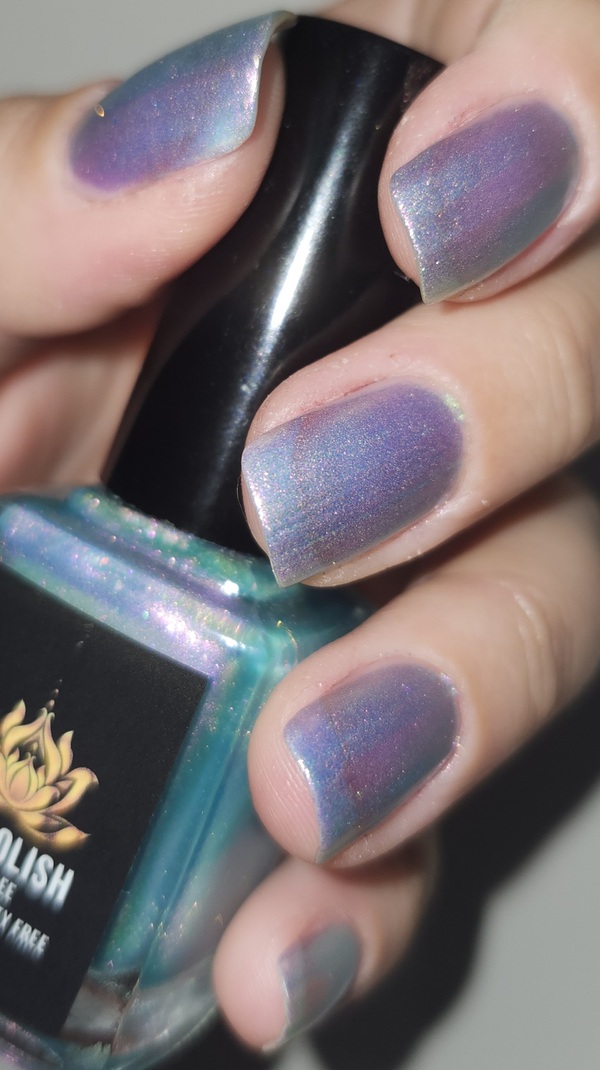 Nail polish swatch / manicure of shade Inspired Sense Whispering Springs