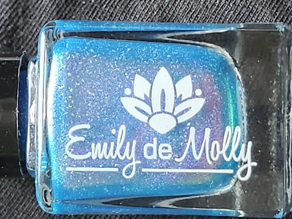 Nail polish swatch / manicure of shade Emily de Molly On My Mind