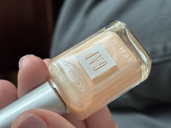 Nail polish swatch / manicure of shade Gap Peach Sorbet