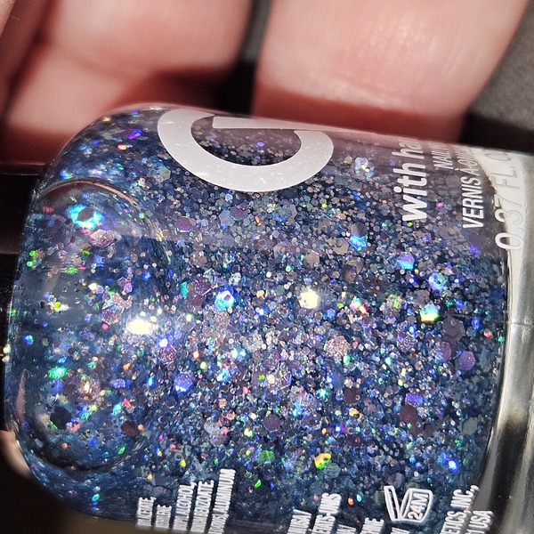 Nail polish swatch / manicure of shade Color Vibe Cold As Ice
