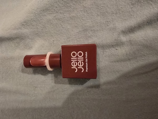 Nail polish swatch / manicure of shade Jello jello Jj20