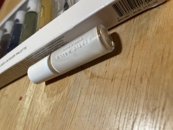 Nail polish swatch / manicure of shade Static Nails Bubble Bath