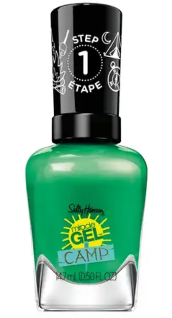 Nail polish swatch / manicure of shade Sally Hansen Miracle Gel Wanderlush