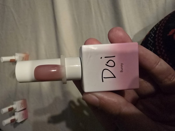 Nail polish swatch / manicure of shade Doi Bunny