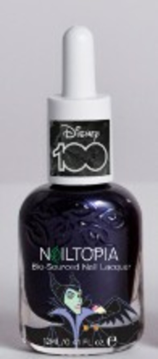 Nail polish swatch / manicure of shade Nailtopia Maleficent