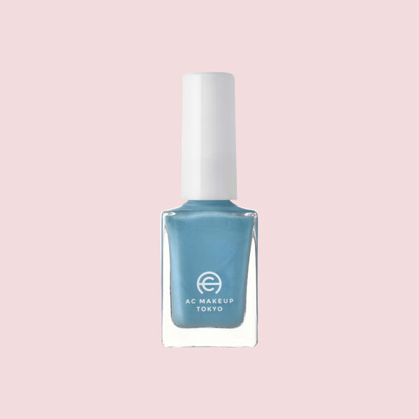 Nail polish swatch / manicure of shade AC Makeup Tokyo Crystal Sky