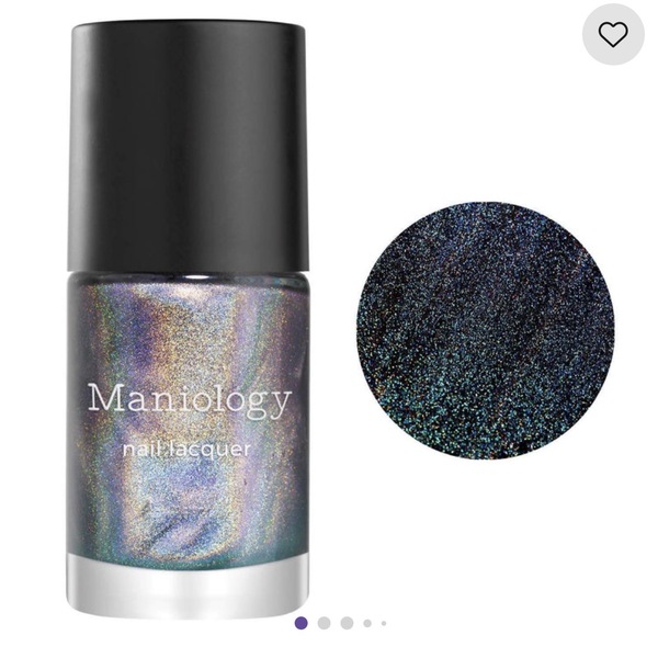 Nail polish swatch / manicure of shade Maniology Holo Prism Top Coat