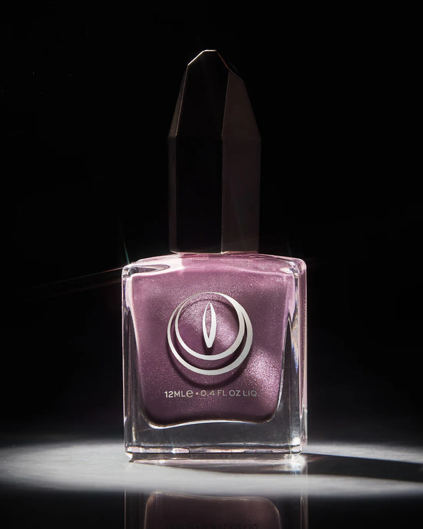 Nail polish swatch / manicure of shade Mooncat Clair de Lune