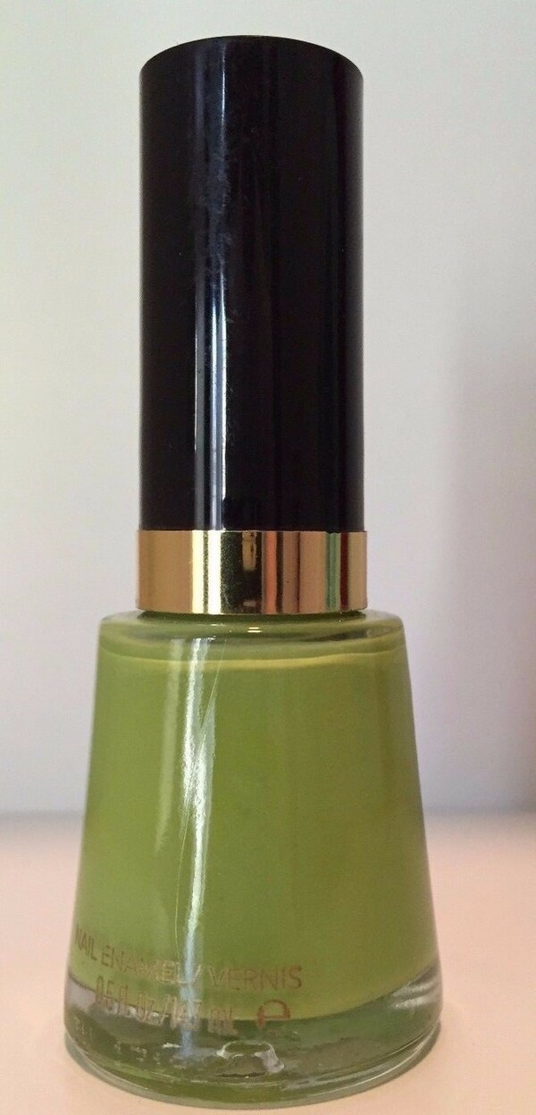 Nail polish swatch / manicure of shade Revlon Sassy