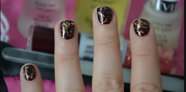 Nail polish swatch / manicure of shade Revlon Satellite