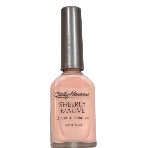 Nail polish swatch / manicure of shade Sally Hansen Natural Mauve