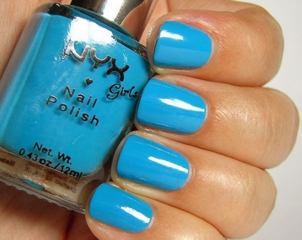 Nail polish swatch / manicure of shade NYX Girls Hot Blue