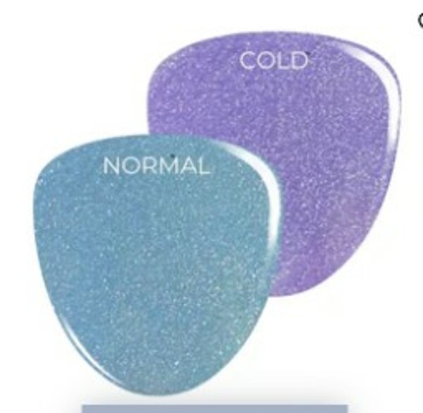 Nail polish swatch / manicure of shade Revel Erin