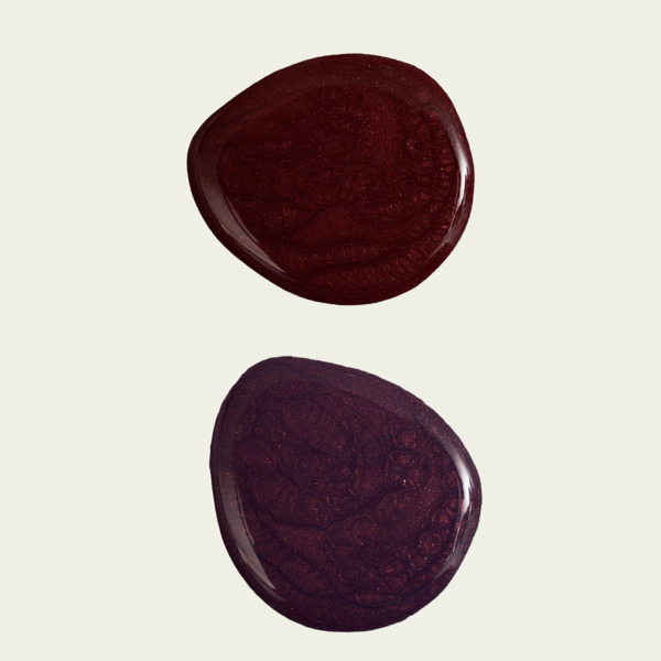 Nail polish swatch / manicure of shade Death Valley Nails Bite Your Tongue