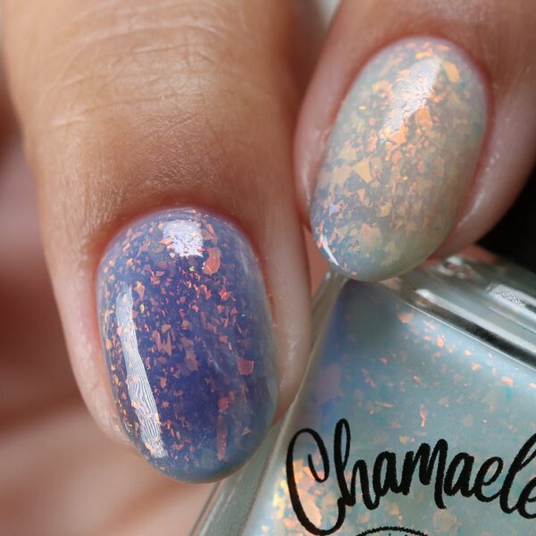 Nail polish swatch / manicure of shade Chamaeleon Nails Sunset at the Ocean Shore