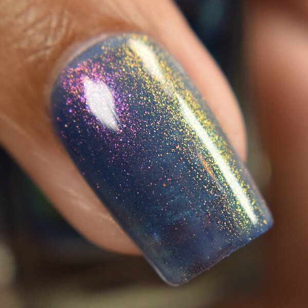 Nail polish swatch / manicure of shade Chamaeleon Nails Kaer Morhen