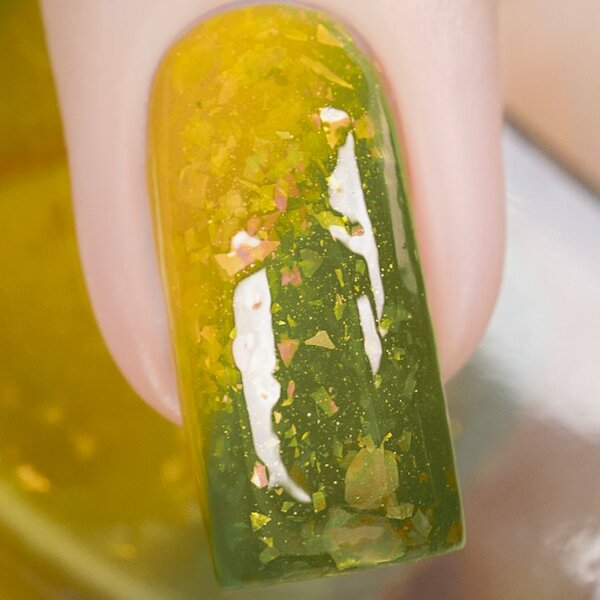 Nail polish swatch / manicure of shade Chamaeleon Nails Demeter