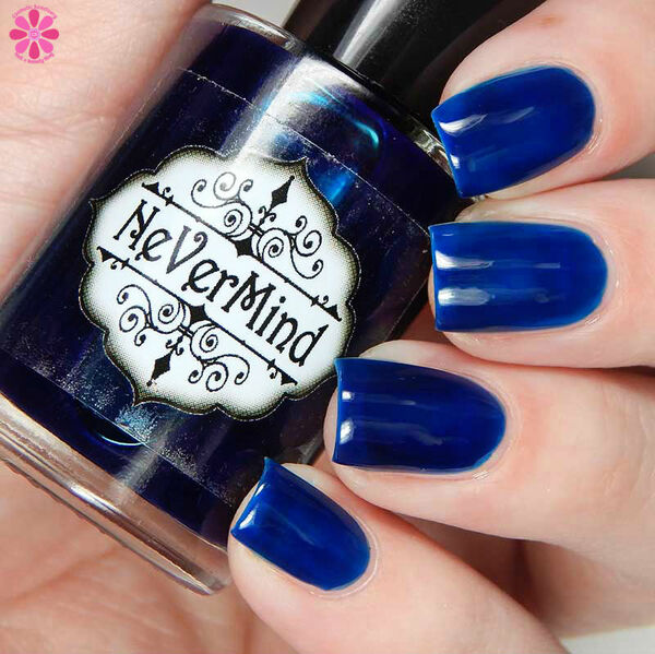 Nail polish swatch / manicure of shade Nevermind Apothecary Blue Goo