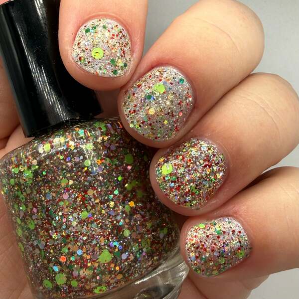 Nail polish swatch / manicure of shade Noodles Nail Polish Christmas Spirit