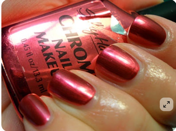 Nail polish swatch / manicure of shade Sally Hansen Tourmaline