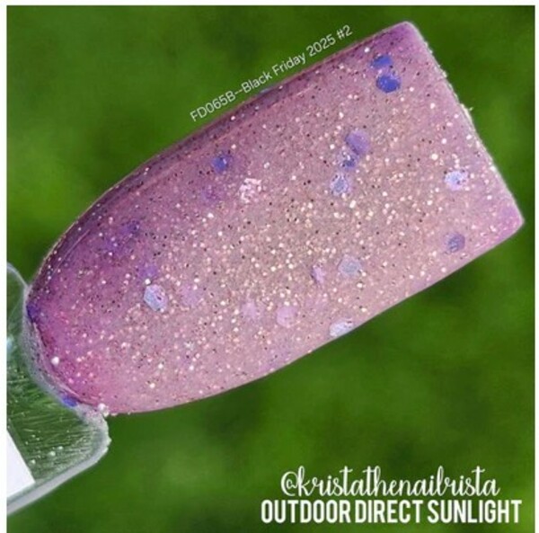 Nail polish swatch / manicure of shade Revel 2025 Black Friday Freebie