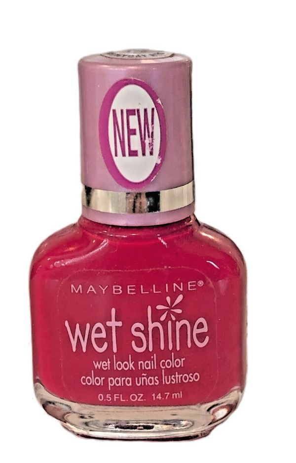 Nail polish swatch / manicure of shade Maybelline Raspberry Punch