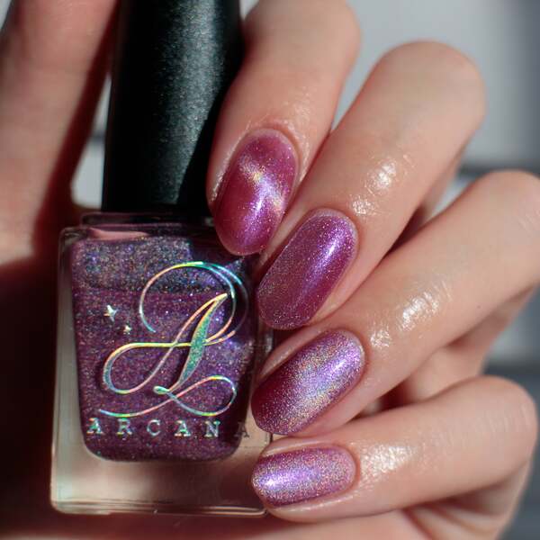 Nail polish swatch / manicure of shade Arcana Lacquer Crown of Wildflowers