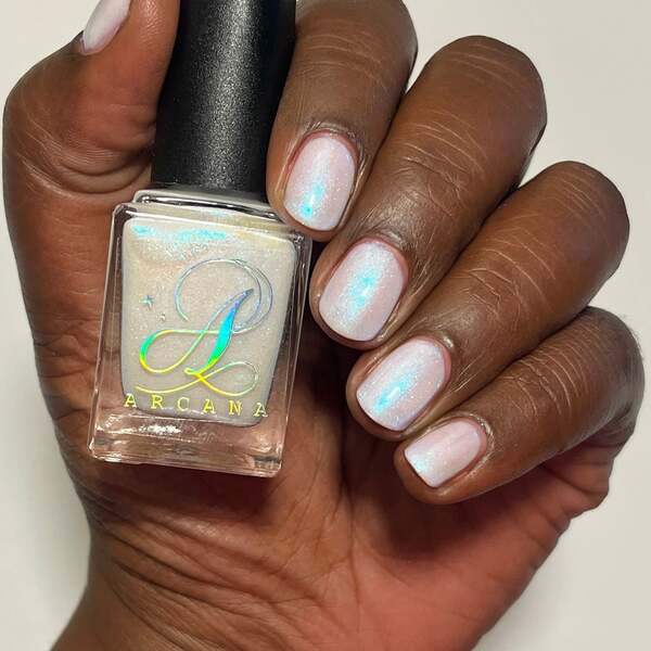 Nail polish swatch / manicure of shade Arcana Lacquer Aurelia