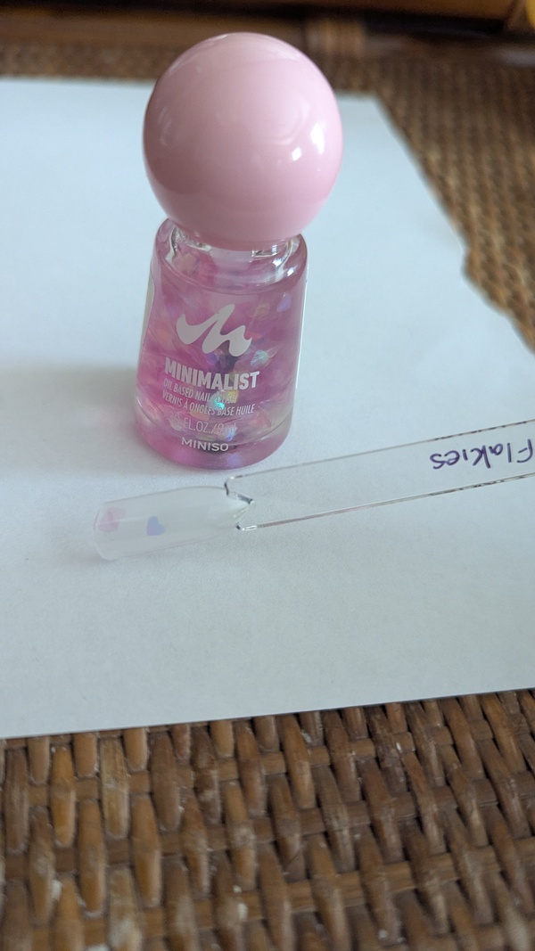 Nail polish swatch / manicure of shade Miniso 35