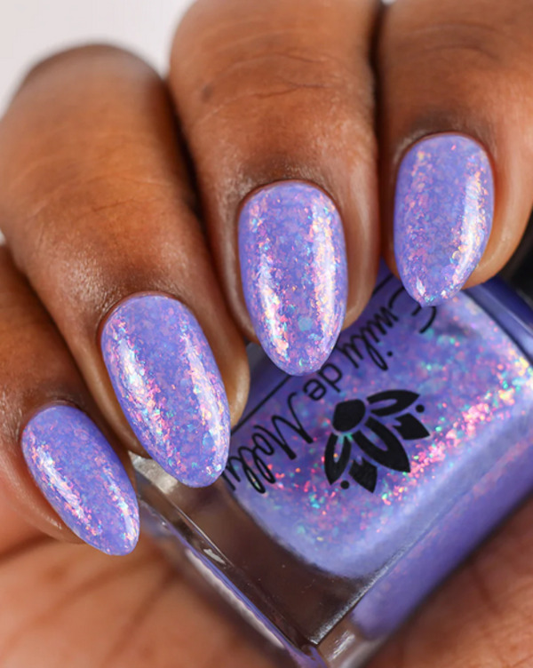 Nail polish swatch / manicure of shade Emily de Molly Perfect Score