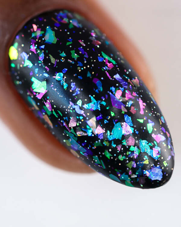 Nail polish swatch / manicure of shade Mooncat Sugar and Spice Topper