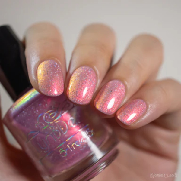 Nail polish swatch / manicure of shade LynBDesigns Enigmatic Glow