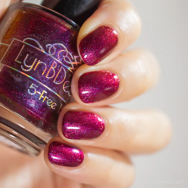 Nail polish swatch / manicure of shade LynBDesigns The Knives Really Bring the Place Together