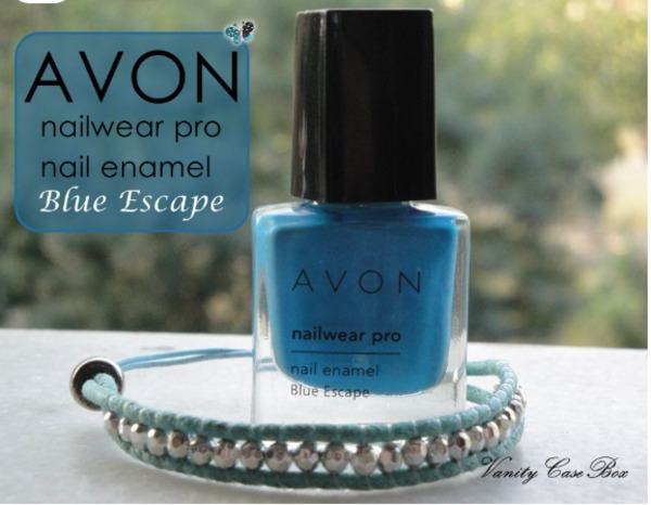 Nail polish swatch / manicure of shade Avon Blue Escape