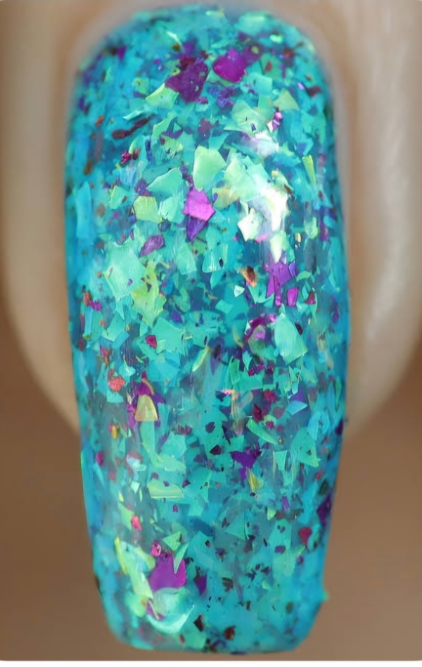 Nail polish swatch / manicure of shade Rogue Lacquer Air Being