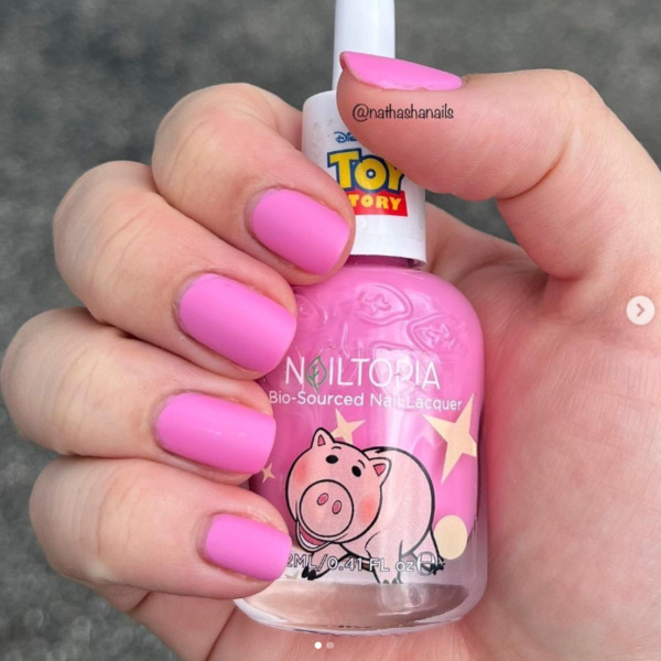 Nail polish swatch / manicure of shade Nailtopia Hamm