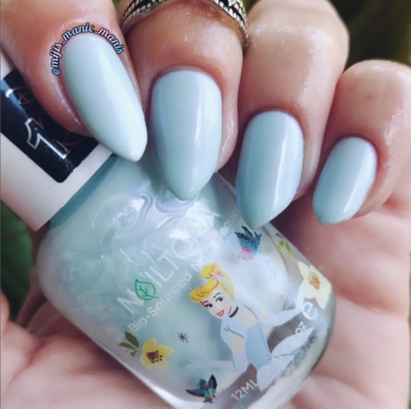 Nail polish swatch / manicure of shade Nailtopia Cinderella