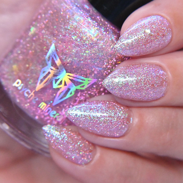 Nail polish swatch / manicure of shade Psyche Minerals Whispering Waves