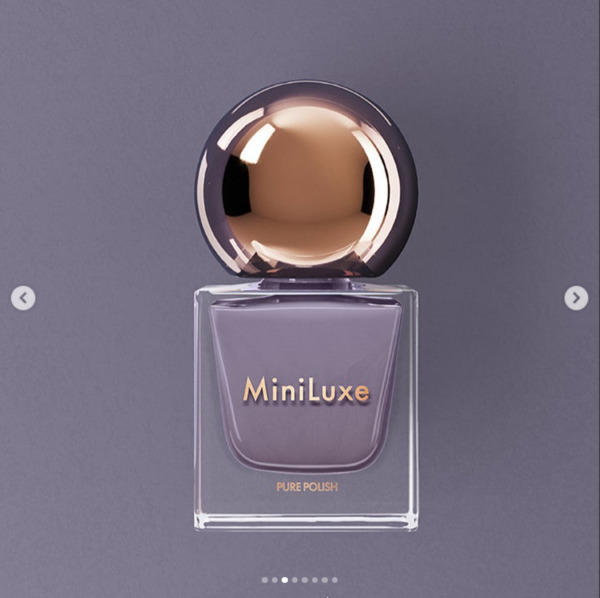 Nail polish swatch / manicure of shade MiniLuxe Lilac