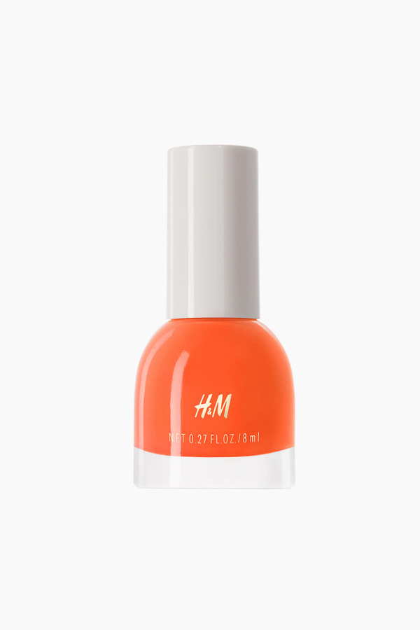 Nail polish swatch / manicure of shade HandM Clementine dream