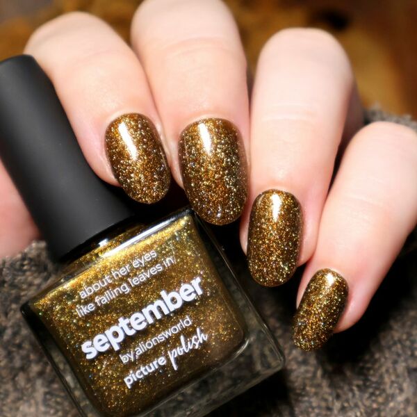 Nail polish swatch / manicure of shade piCture pOlish September