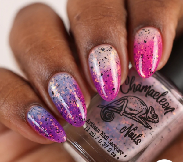 Nail polish swatch / manicure of shade Chamaeleon Nails Phantom Shoreline