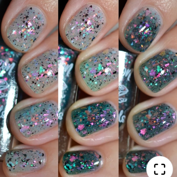 Nail polish swatch / manicure of shade Chamaeleon Nails Glimpse of the Beyond