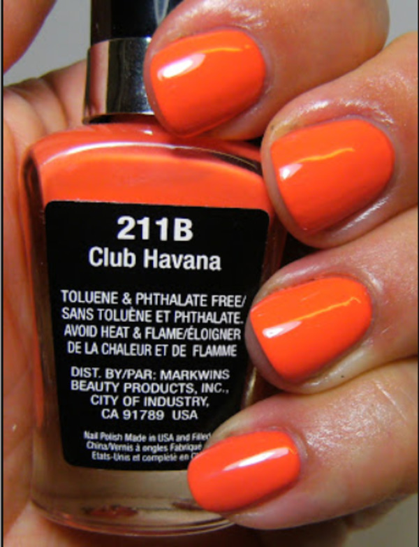 Nail polish swatch / manicure of shade wet n wild Club Havana