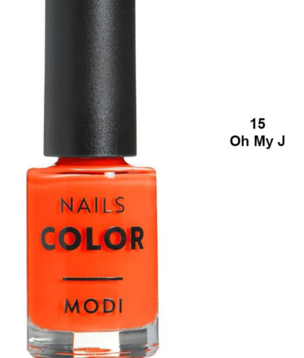 Nail polish swatch / manicure of shade Modi Oh My J