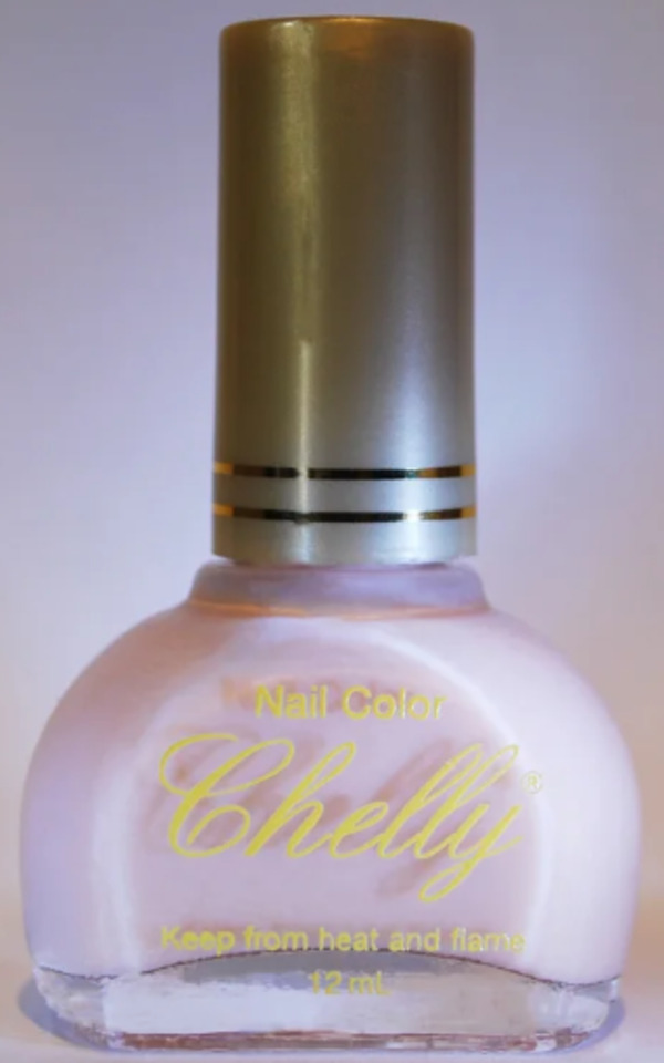 Nail polish swatch / manicure of shade Chelly Elegant French