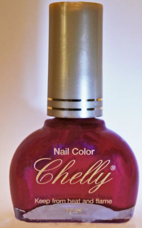 Nail polish swatch / manicure of shade Chelly Pearly Maroon